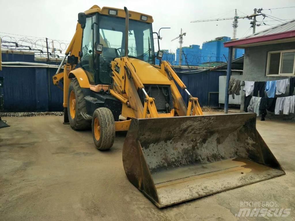 JCB 3CX Backhoe