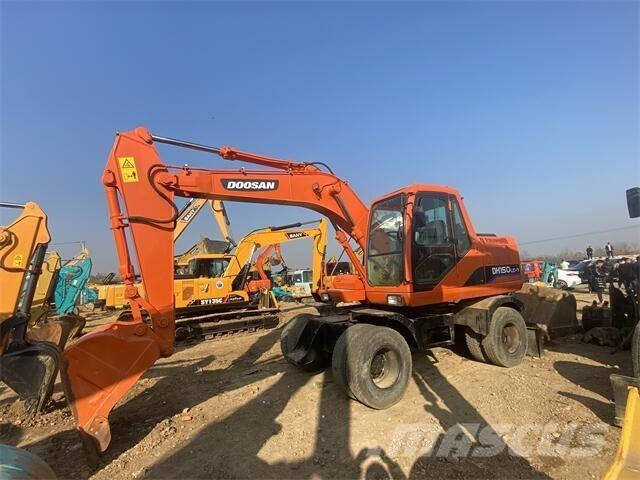 Doosan DH150 Crawler excavators
