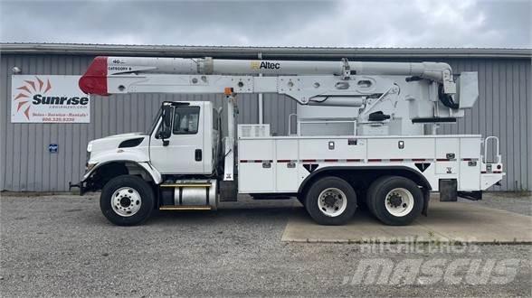 Altec AA55E Truck mounted platforms