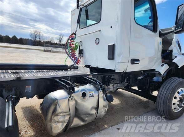 Peterbilt 579 Prime Movers
