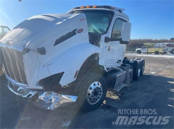 Peterbilt 579 Prime Movers