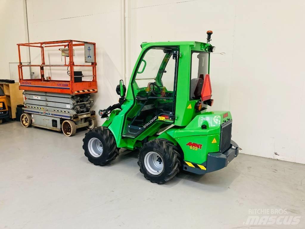 Avant 635 Mini loaders