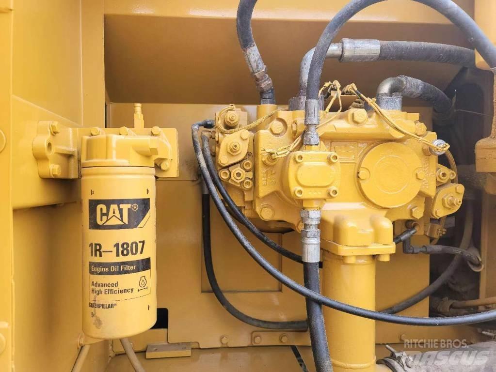 CAT 325 D Crawler excavators