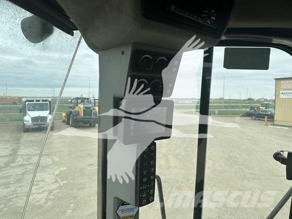 CAT 966M Wheel loaders