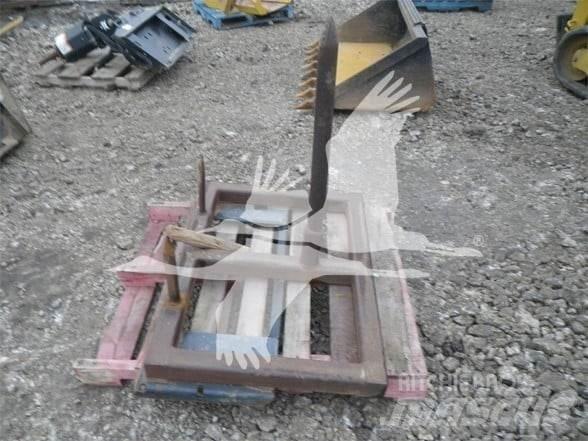 John Deere  Forks