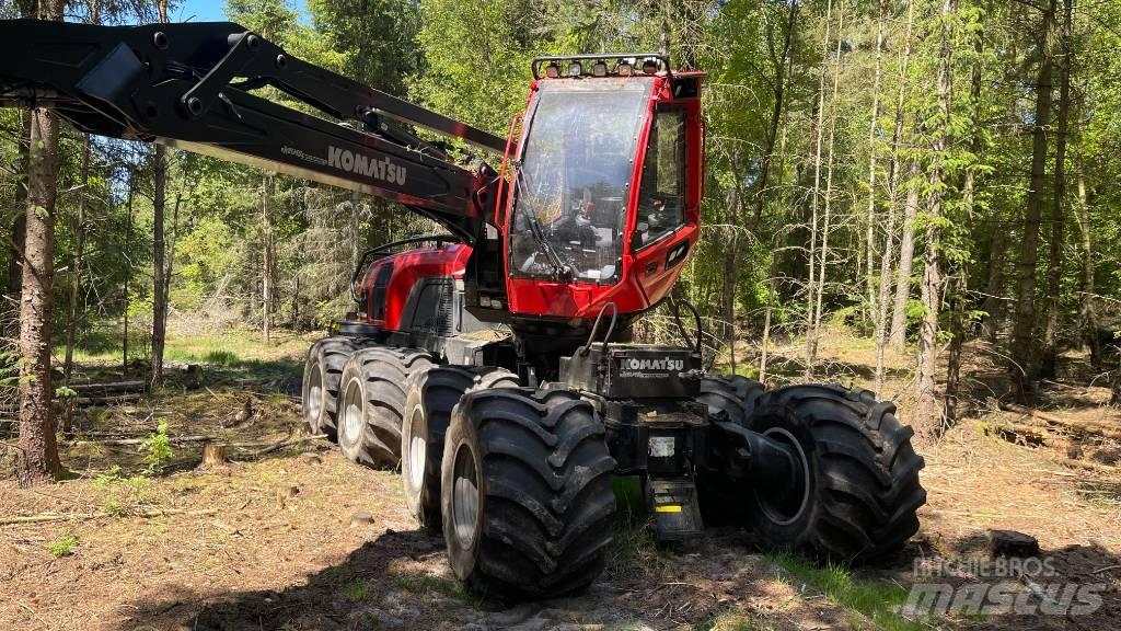 Komatsu 931 XC Harvesters