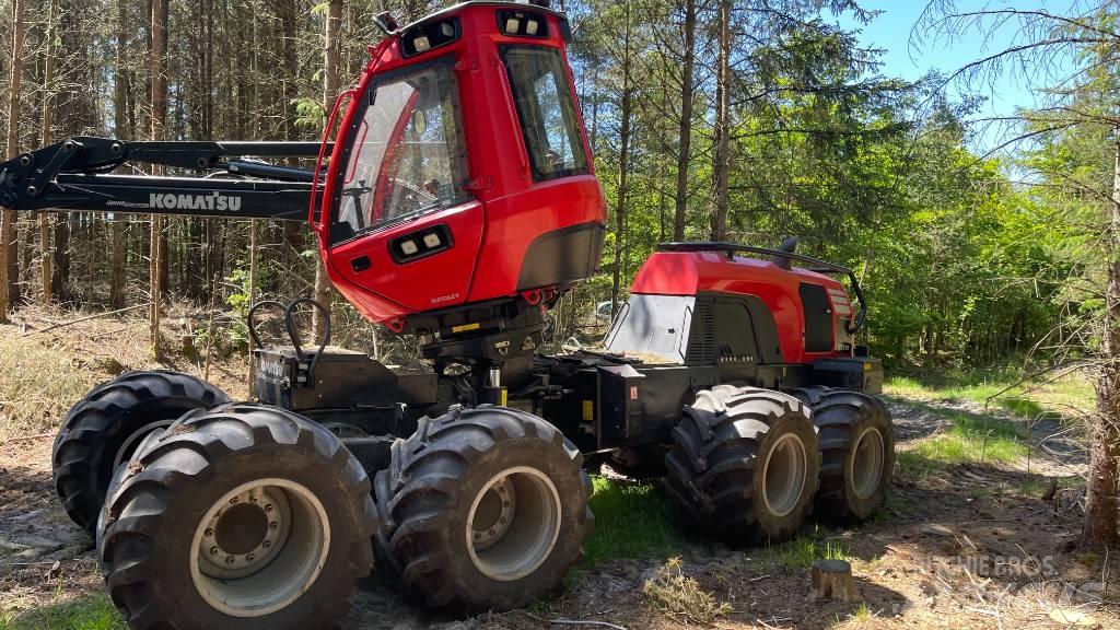 Komatsu 931 XC Harvesters