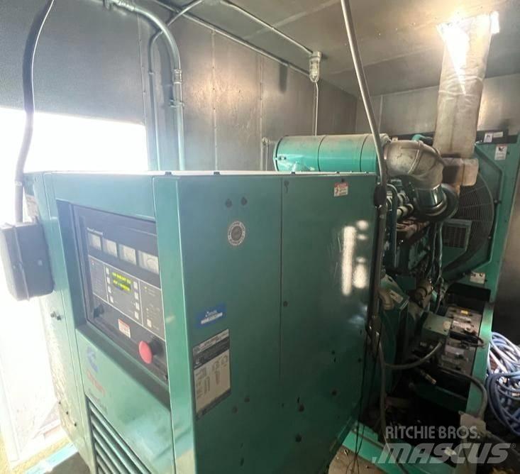 Cummins KTA19 Diesel Generators