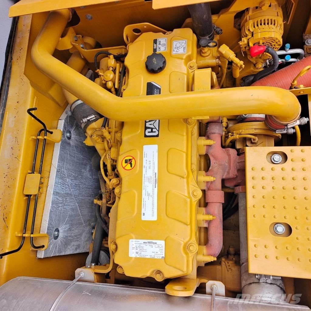 CAT 336 D2 Crawler excavators