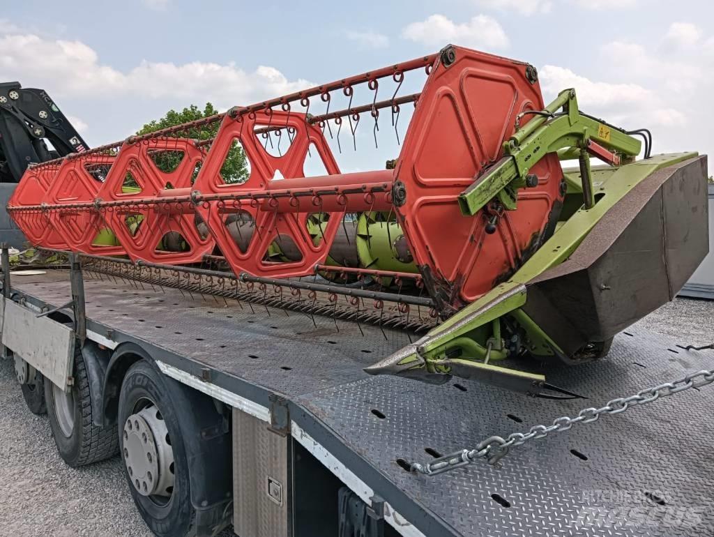CLAAS C 600 Combine harvester heads
