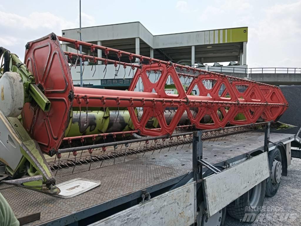 CLAAS C 600 Combine harvester heads