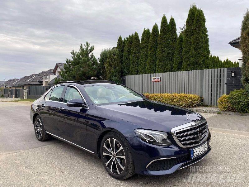 Mercedes-Benz E 300D Cars