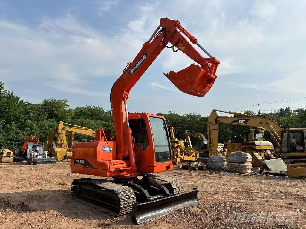 Doosan DH 80 Mini excavators  7t - 12t