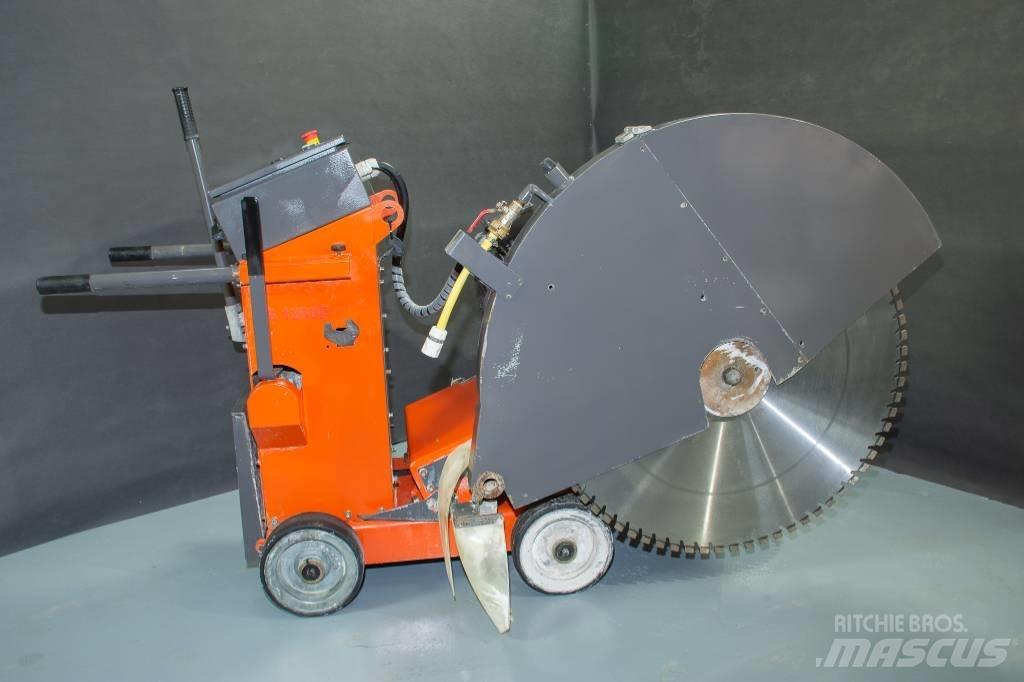 Husqvarna FS 1200 E Rock and Concrete Saws