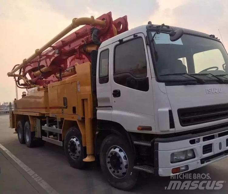 Putzmeister 37m Concrete pumps