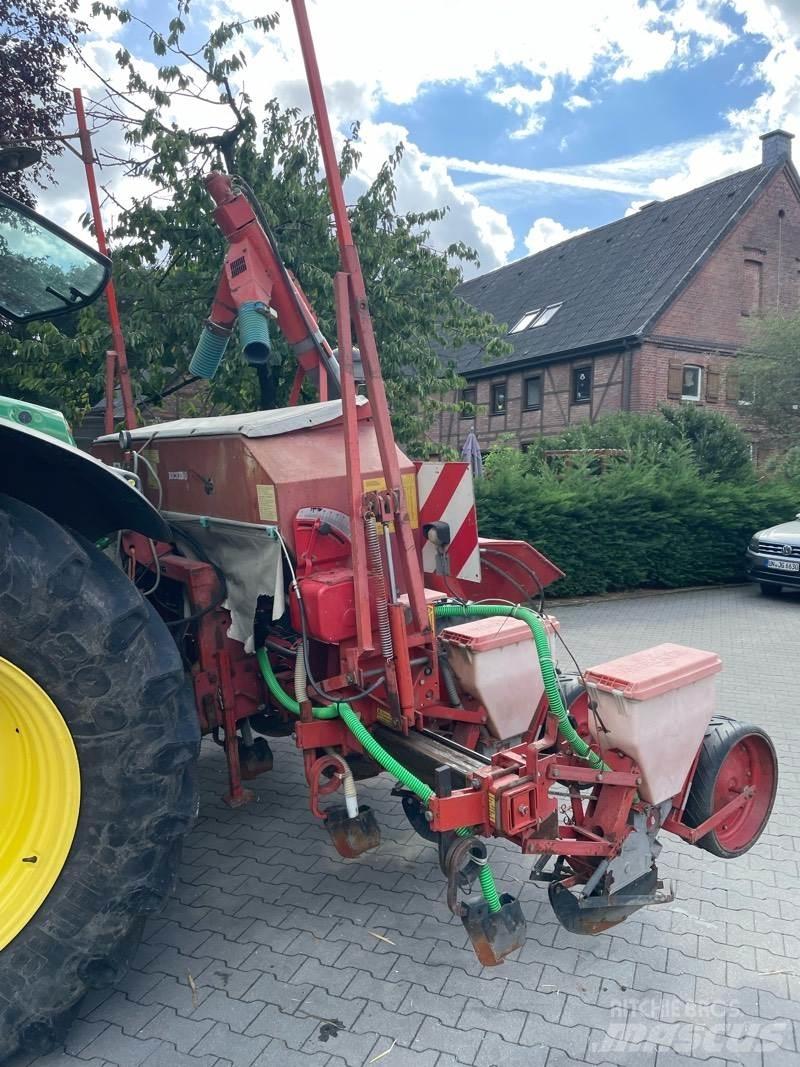 Becker Aeromat T Sowing machines