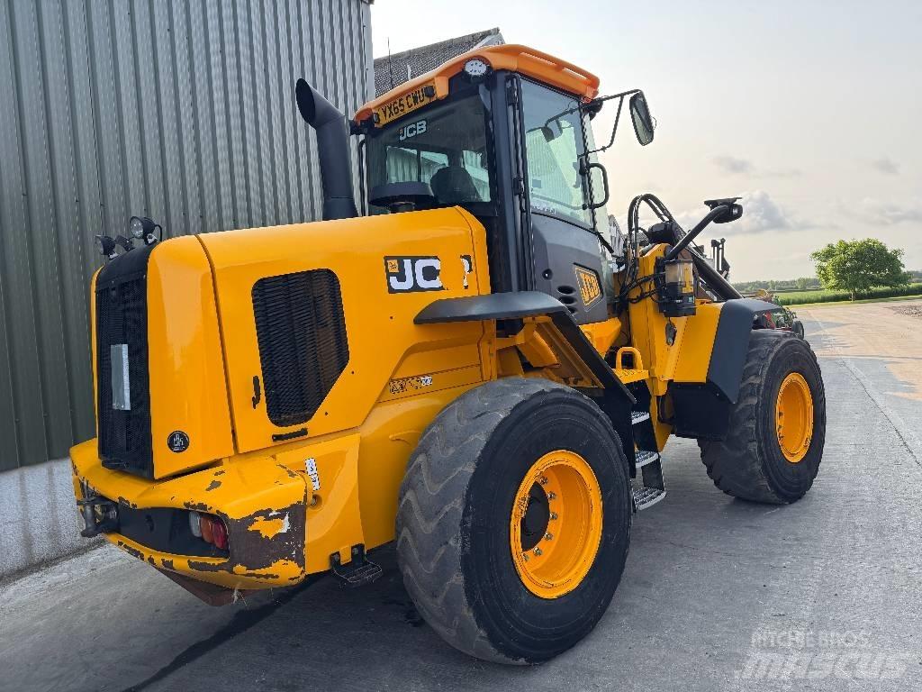 JCB 437 HT Agri Multi-purpose loaders