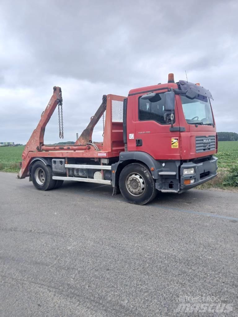 MAN TGM 18.280 Skip bin truck
