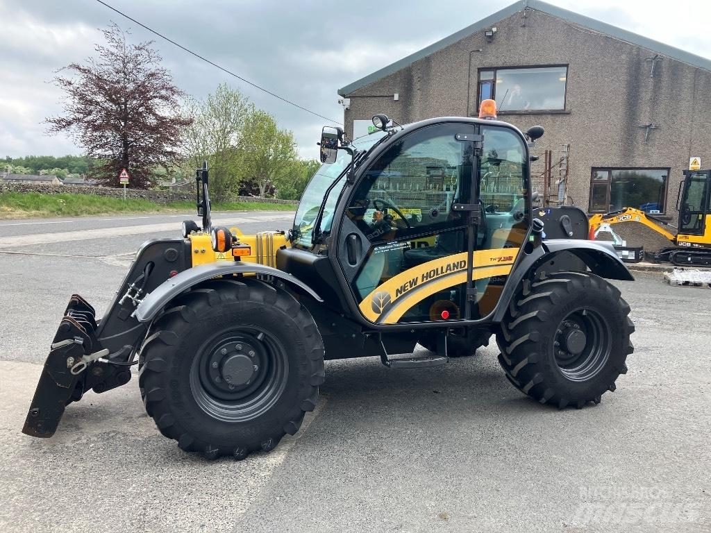 New Holland TH7.32 Telehandlers