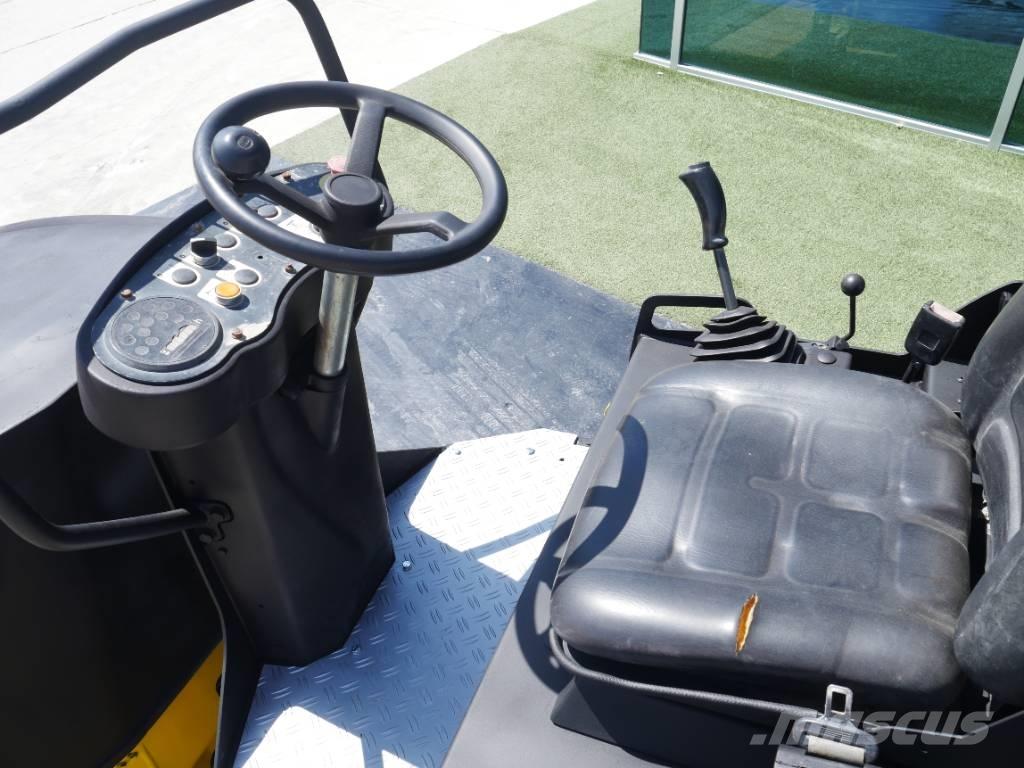 Bomag BW 120 AD-4 Twin drum rollers
