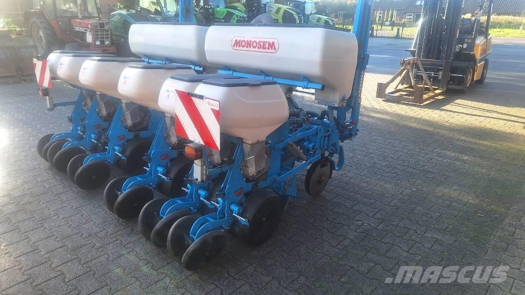 Monosem NG PLUS 6 Sowing machines