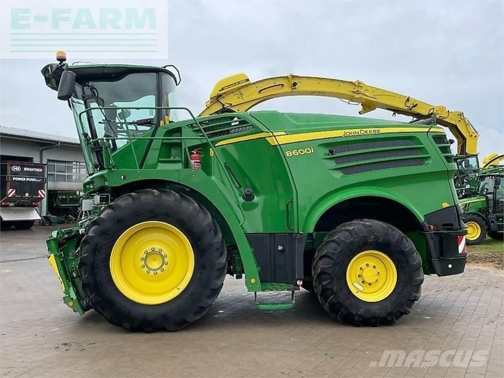 John Deere 8600 Forage harvesters
