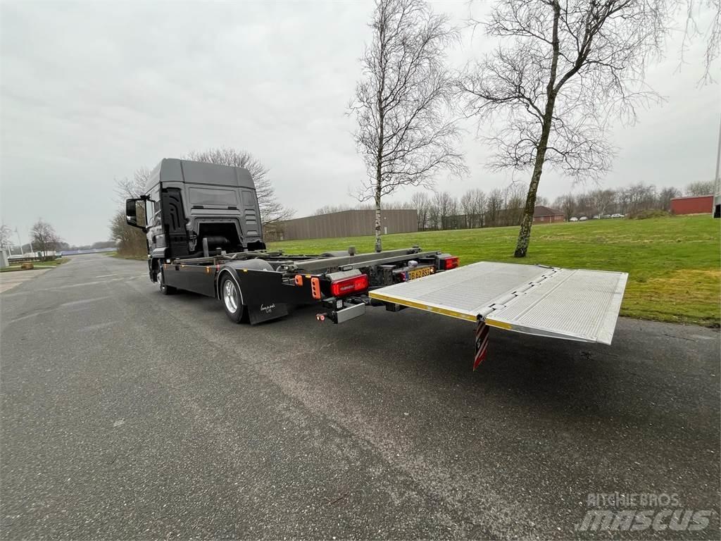 MAN TGL 8.220 Box trucks