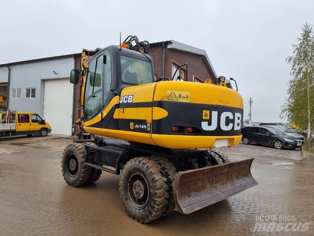 JCB JS 145 W Wheeled excavators