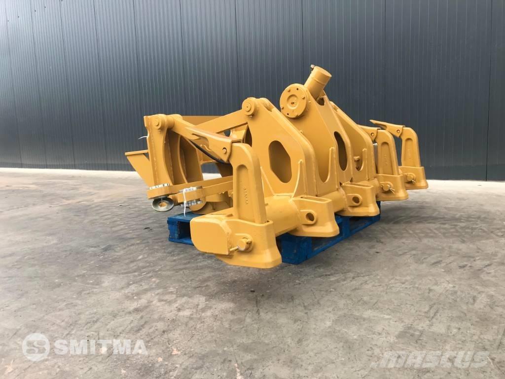 CAT 120M3 Scarifiers