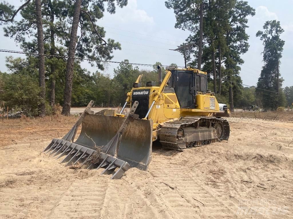 Komatsu D 65 WX-17 Crawler dozers