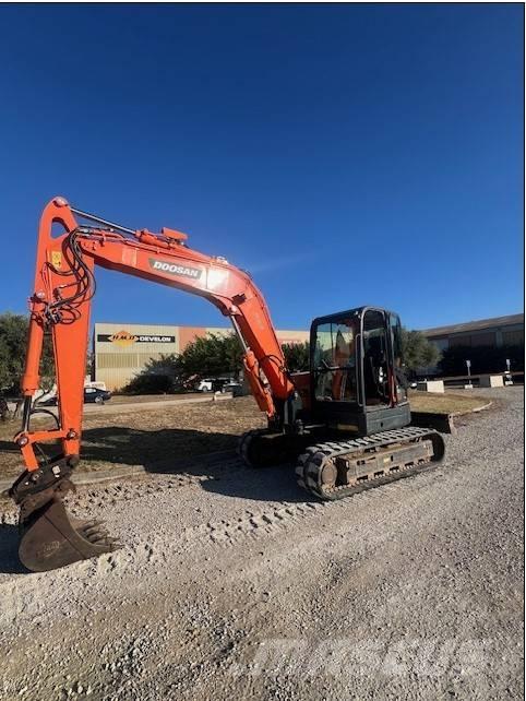 Doosan DX 85 R-3 Mini excavators  7t - 12t