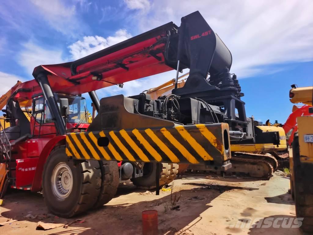 Sany SRSC 45 C30 Reach stackers