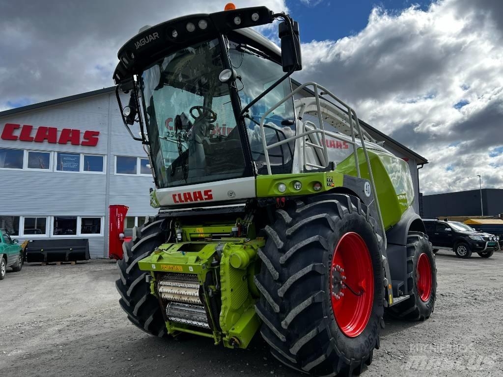 CLAAS Jaguar 950-4 Forage harvesters