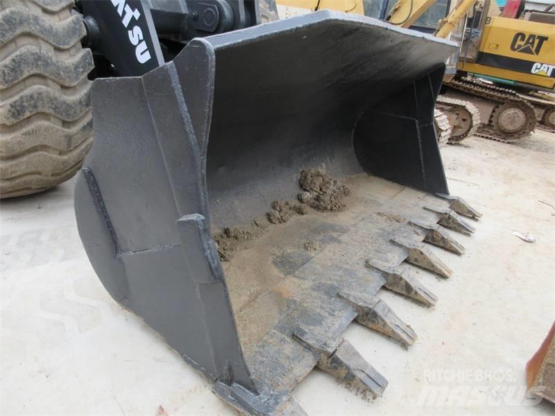 Komatsu WA 380 Wheel loaders