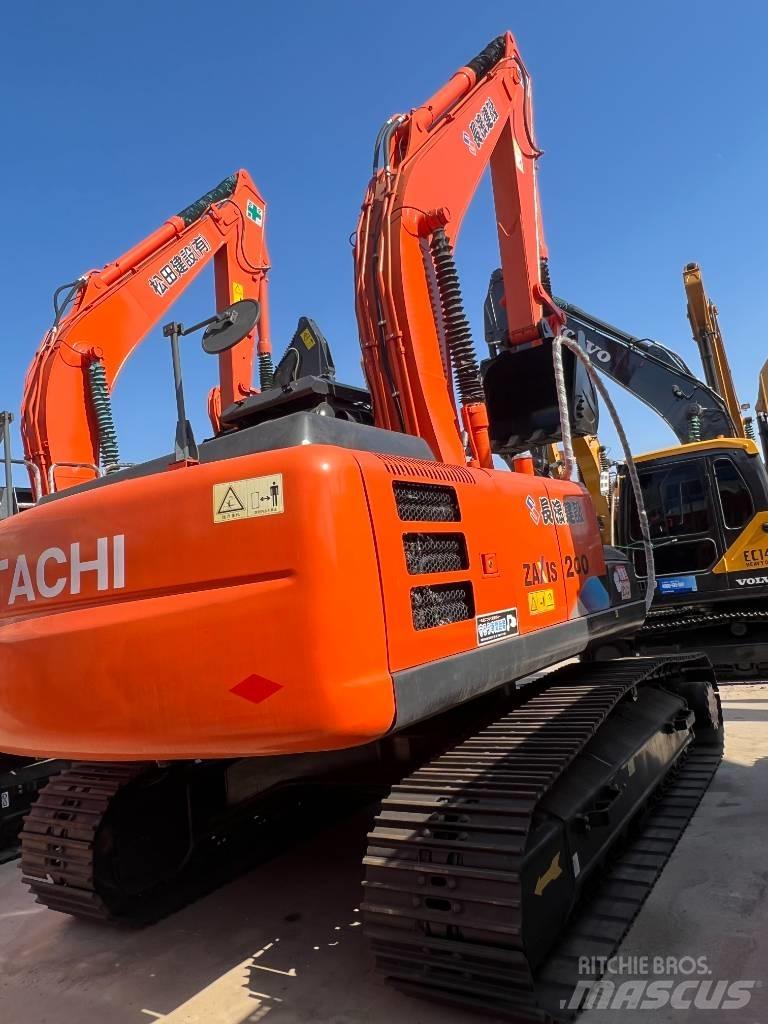 Hitachi ZX200 Crawler excavators