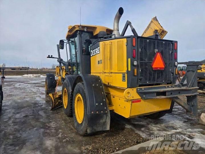John Deere 772GP Graders