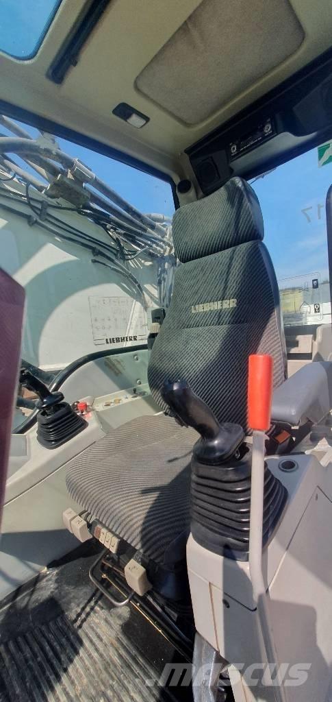 Liebherr R954C HDV Demolition excavators