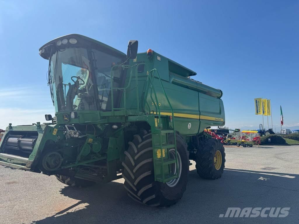 John Deere S 690 Combine harvesters