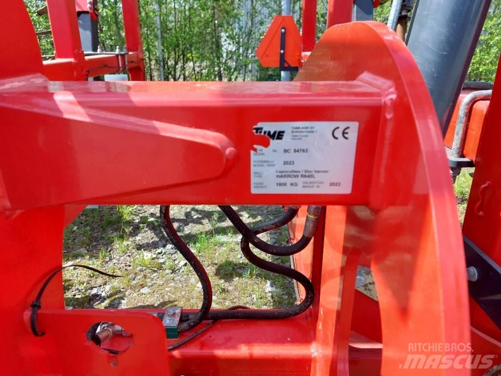 Tume R 640L Harrows