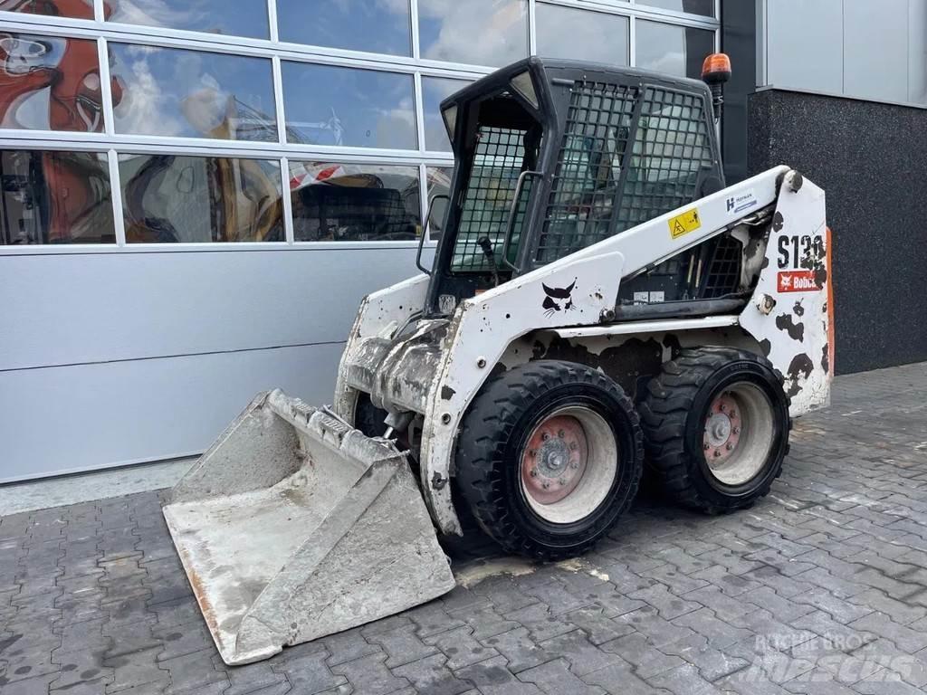 Bobcat S130 Skid steer loaders
