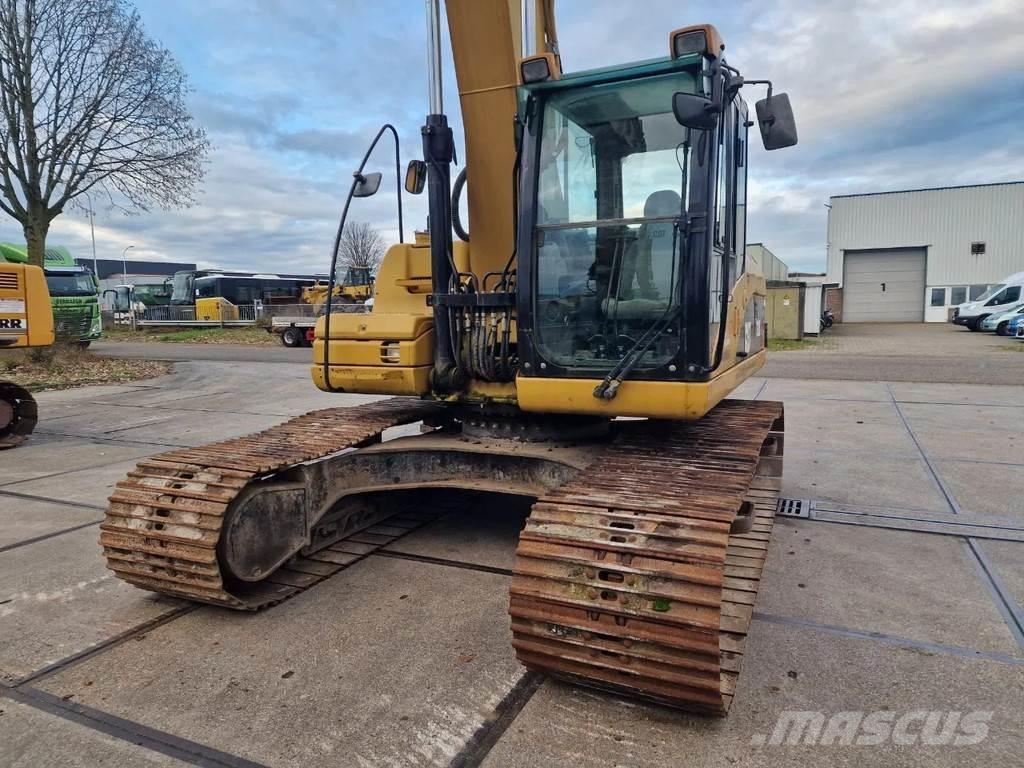 CAT 323d Crawler excavators