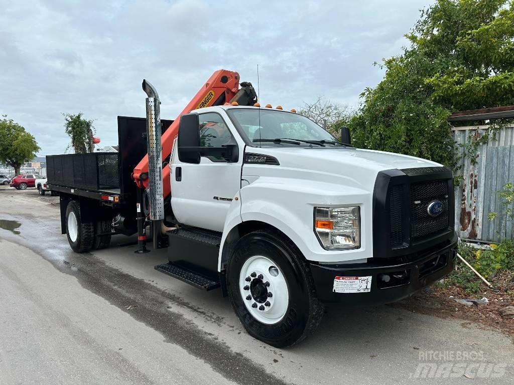 Ford F 750 SD Truck mounted cranes
