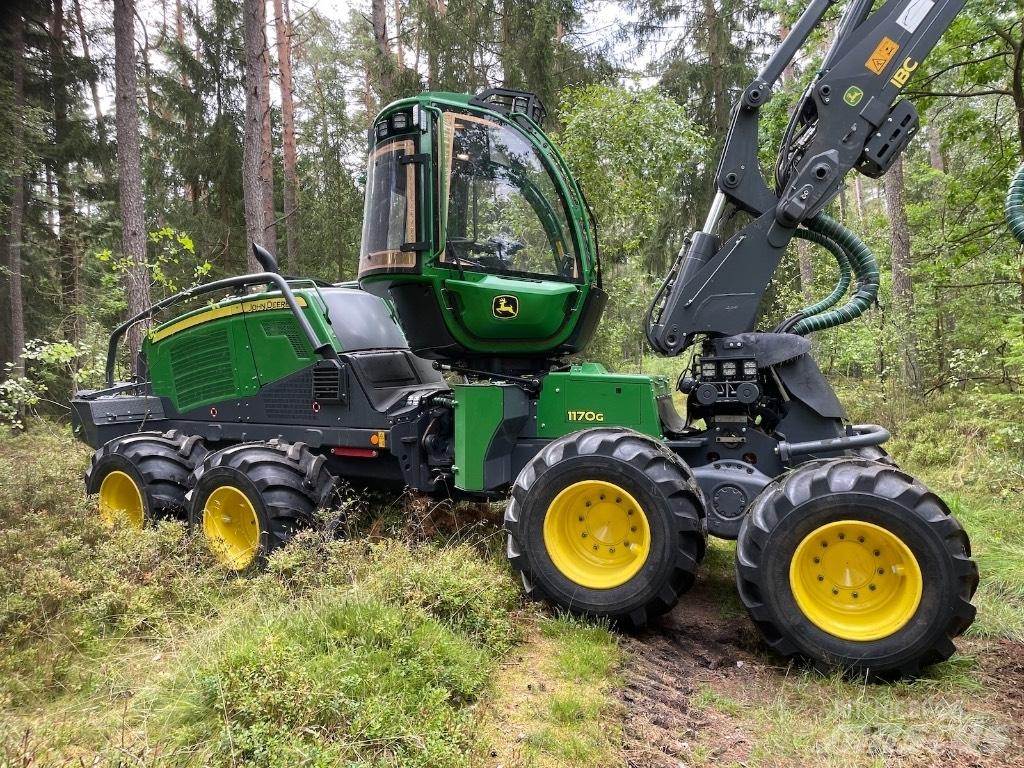 John Deere 1170G 8WD Harvesters