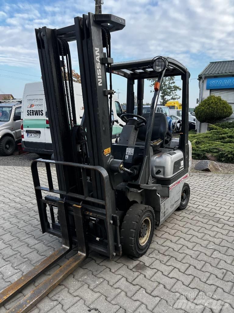Nissan PD01A18PQ LPG trucks