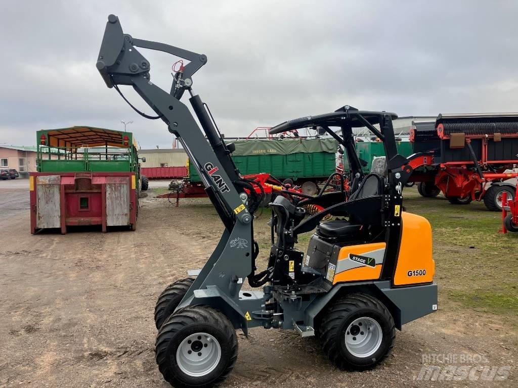 GiANT G 1500 Multi-purpose loaders