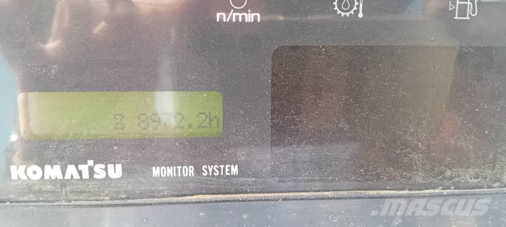 Komatsu D61EX-15 Crawler dozers