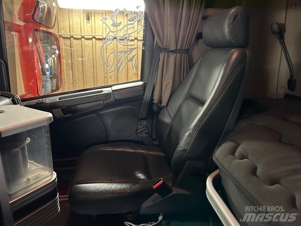 Scania R 520 LB Tipper trucks