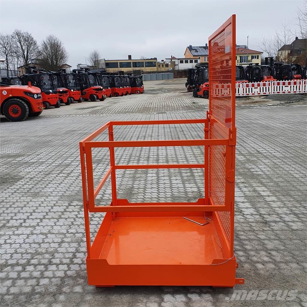 Eichinger 107.3 Trailer mounted platforms