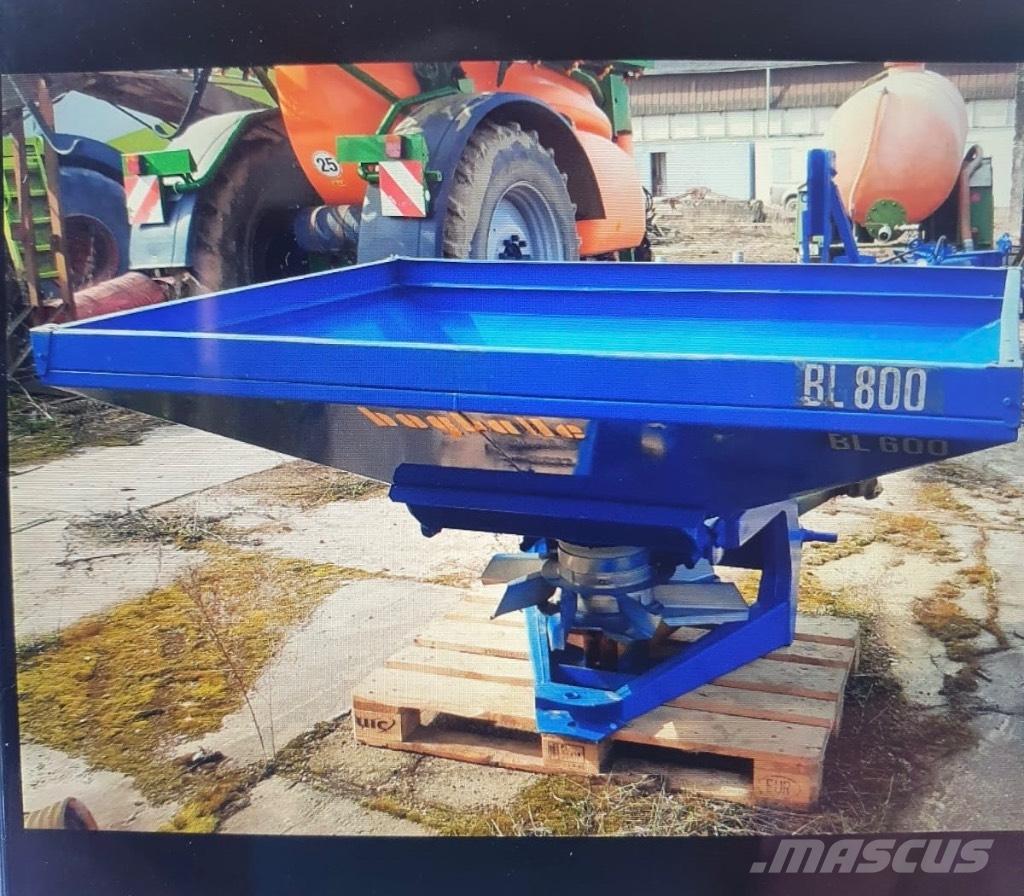 Bogballe 800 Mineral spreaders