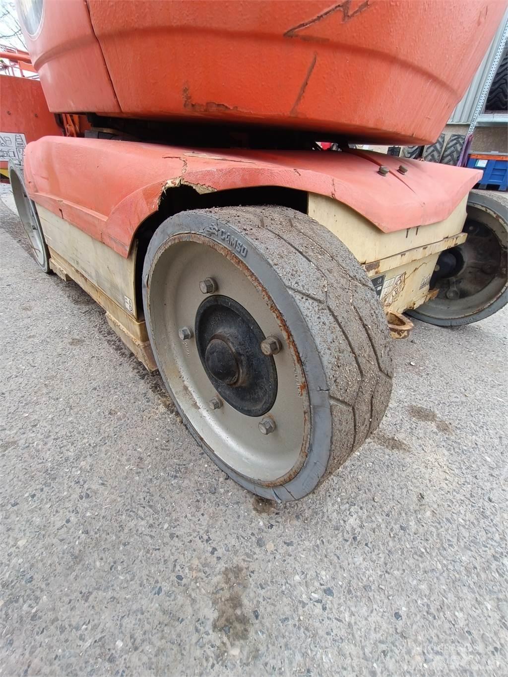 JLG T10E Other lifts and platforms